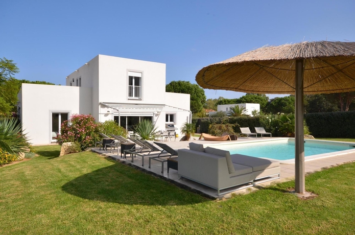 Imagen de los exteriores del Hotel Domaine Villas Mandarine. Foto 14