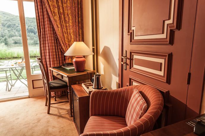 Imagen de la habitación del Hotel Domaine de Falgos Golf and Spa. Foto 8