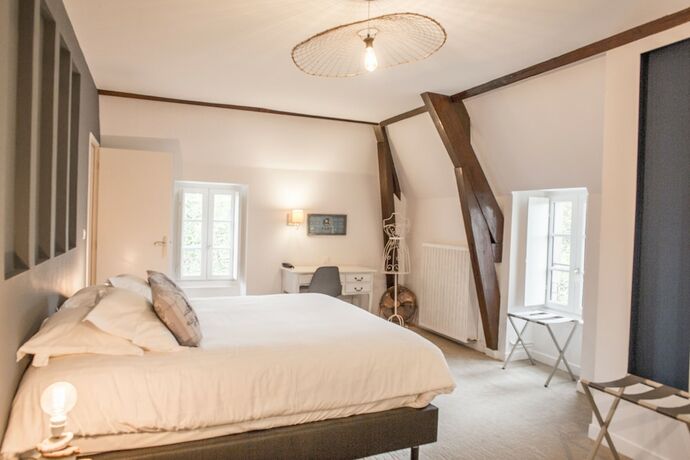 Imagen de la habitación del Hotel Domaine de La Briandais, a place of electromagnetic sobriety. Foto 15