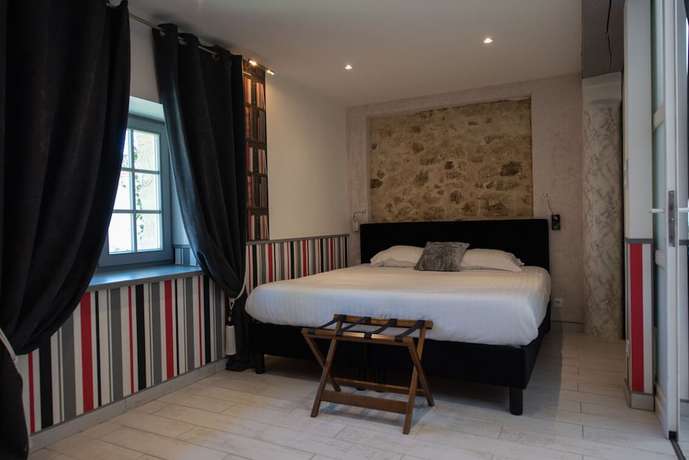 Imagen de la habitación del Hotel Domaine de Larchey. Foto 9