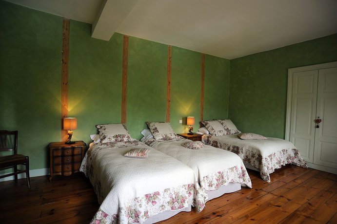 Imagen de la habitación del Hotel Domaine de Suzel. Foto 2
