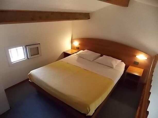 Imagen de la habitación del Hotel Domaine de la B&eacute;gude. Foto 15