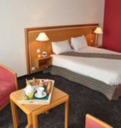 Imagen de la habitación del Hotel Domaine de la For&ecirc;t d&rsquo;Orient. Foto 5