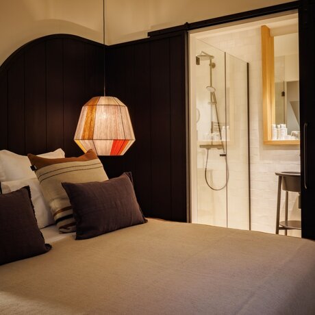 Imagen de la habitación del Hotel Domaine deLocgu&eacute;nol&eacute;. Foto 12