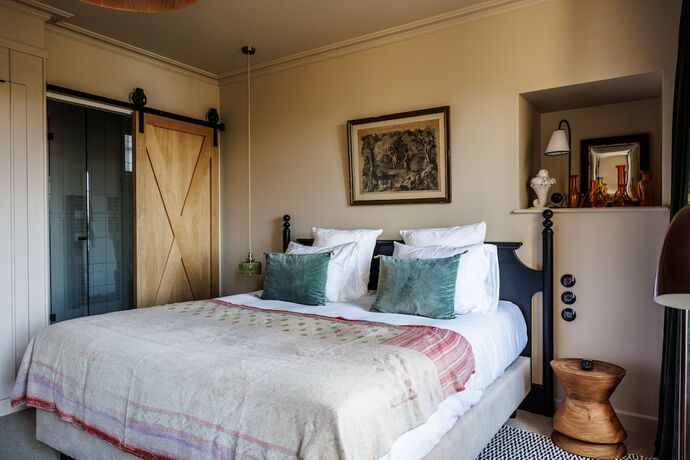 Imagen de la habitación del Hotel Domaine deLocgu&eacute;nol&eacute;. Foto 19