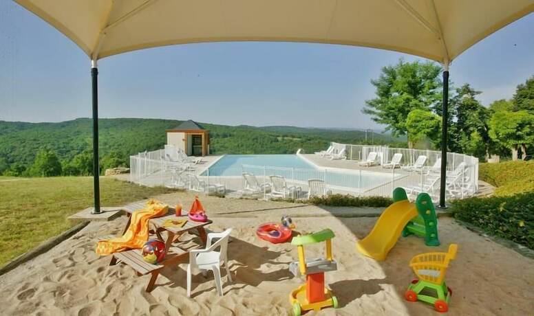 Imagen general del Hotel Domaine des Compouzines. Foto 11