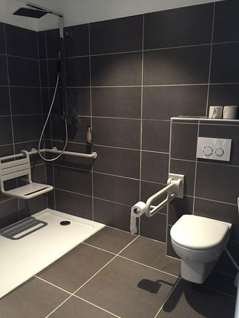 Imagen de la habitación del Hotel Domaine du Cros d'Auzon. Foto 5