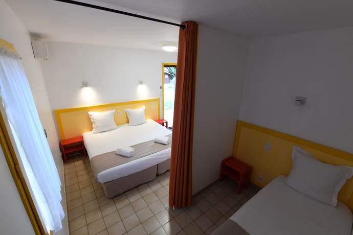 Imagen de la habitación del Hotel Domaine du Cros d'Auzon. Foto 9