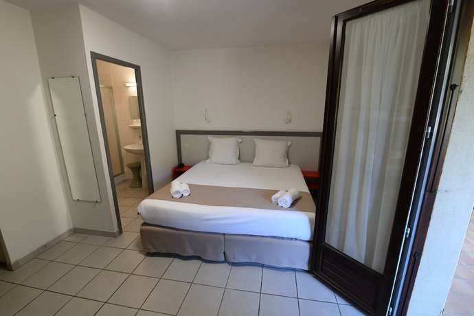 Imagen de la habitación del Hotel Domaine du Cros d'Auzon. Foto 13