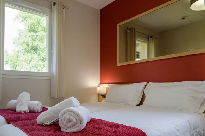 Imagen de la habitación del Hotel Domaine du Golf Country Club de Bigorre. Foto 6