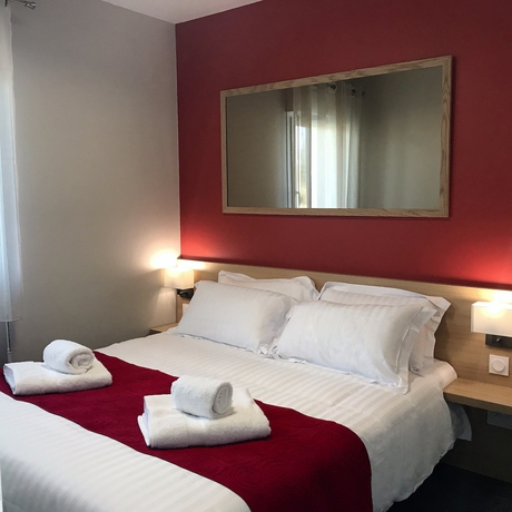 Imagen de la habitación del Hotel Domaine du Golf Country Club de Bigorre. Foto 8