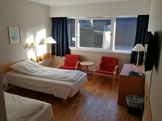 Imagen de la habitación del Hotel Domb&aring;s. Foto 8