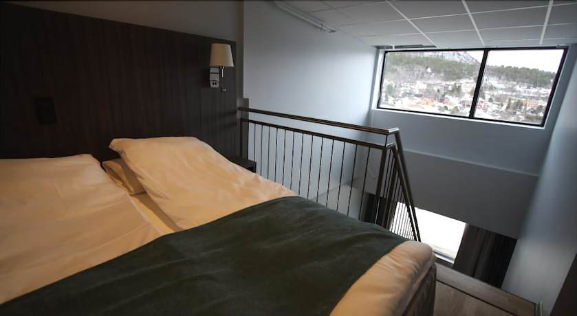 Imagen de la habitación del Hotel Domb&aring;s. Foto 14