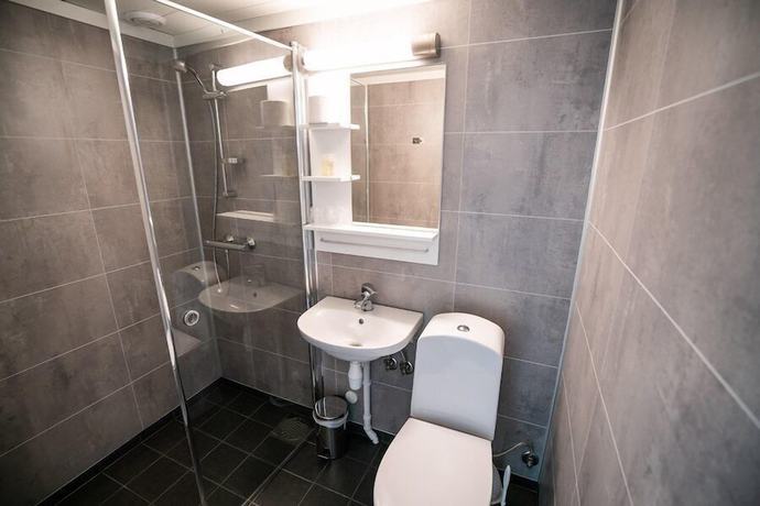 Imagen de la habitación del Hotel Domb&aring;stun. Foto 9