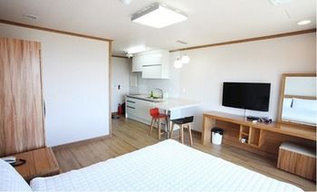 Imagen de la habitación del Hotel Dombe Resort. Foto 5