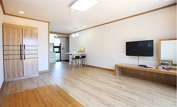 Imagen de los interiores del Hotel Dombe Resort. Foto 13