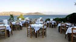 Imagen del bar/restaurante del Hotel Domes Aulus Elounda Resort, Curio Collection by Hilton. Foto 6