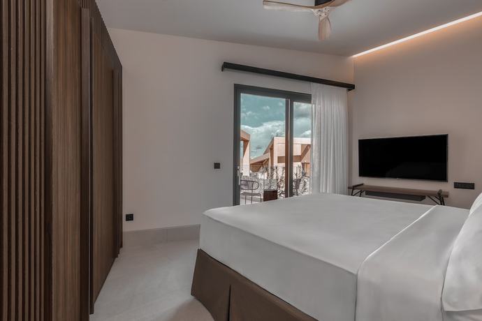 Imagen de la habitación del Hotel Domes Novos Santorini. Foto 2