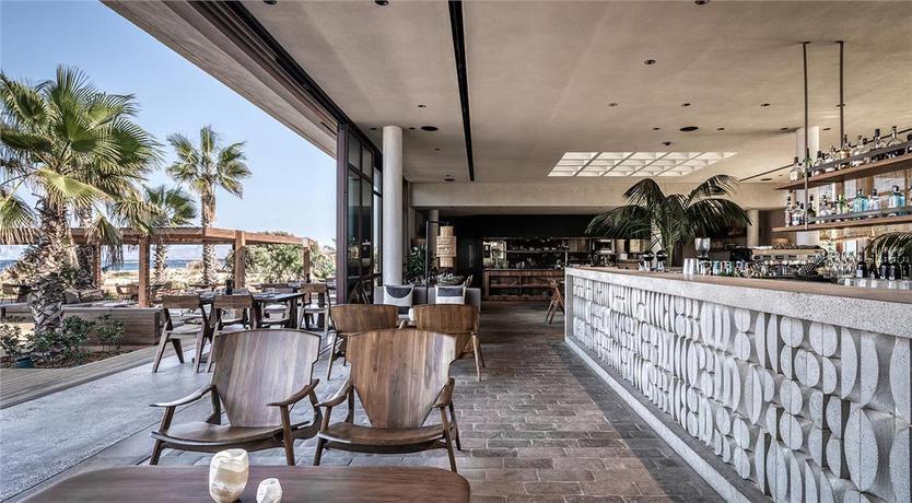 Imagen del bar/restaurante del Hotel Domes Zeen Chania, a Luxury Collection Resort, Crete. Foto 1