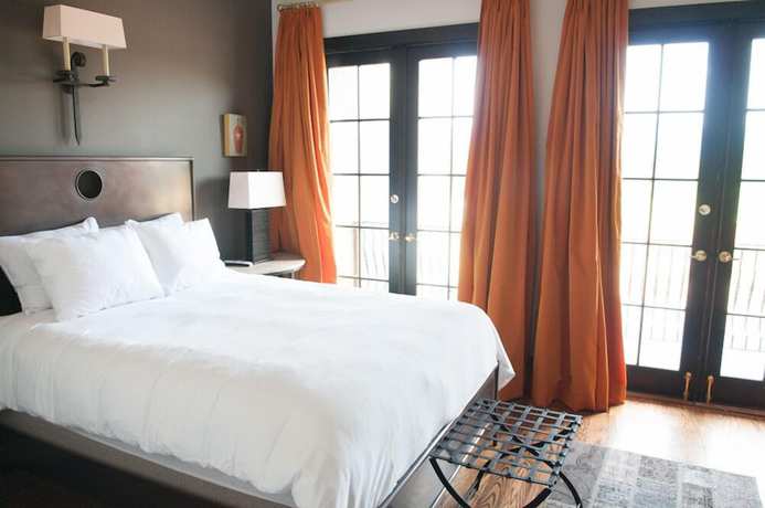 Imagen de la habitación del Hotel Domestique. Foto 8