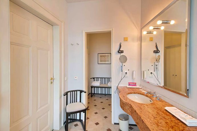 Imagen de la habitación del Hotel Domicil Bonn. Foto 17