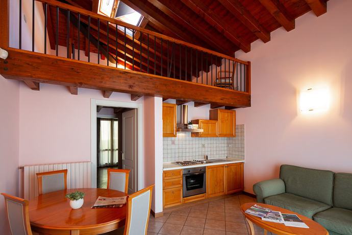 Imagen de la habitación del Hotel Domina Borgo degli Ulivi - Lake Garda. Foto 6