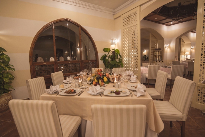 Imagen del bar/restaurante del Hotel Domina Coral Bay Resort, Diving , Spa and Casino. Foto 7