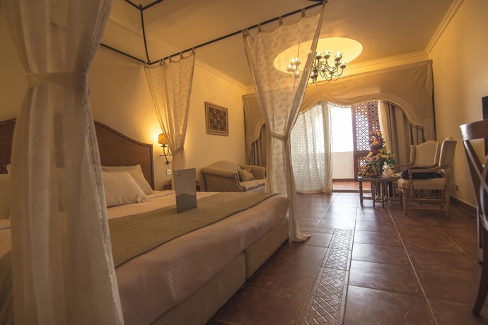 Imagen de la habitación del Hotel Domina Coral Bay Resort, Diving , Spa and Casino. Foto 12