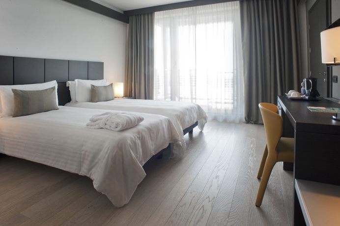 Imagen de la habitación del Hotel Domina Milano Fiera. Foto 9