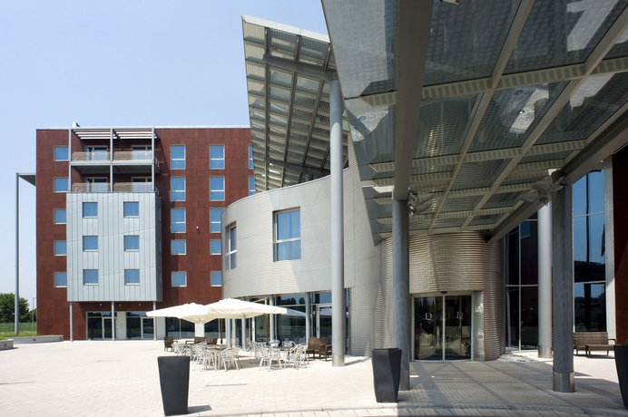 Imagen general del Hotel Domina Milano Fiera. Foto 2