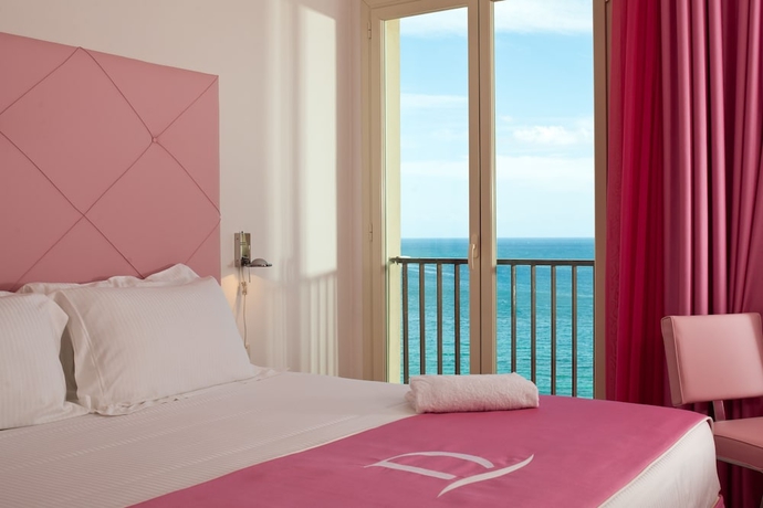 Imagen de la habitación del Hotel Domina Zagarella Sicily. Foto 8