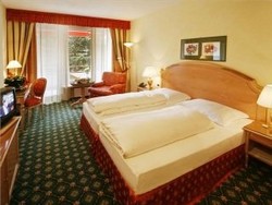 Imagen de la habitación del Hotel Dominik Alpine City Wellness. Foto 4