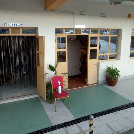 Imagen de los interiores del Hotel Dominion Castle. Foto 20