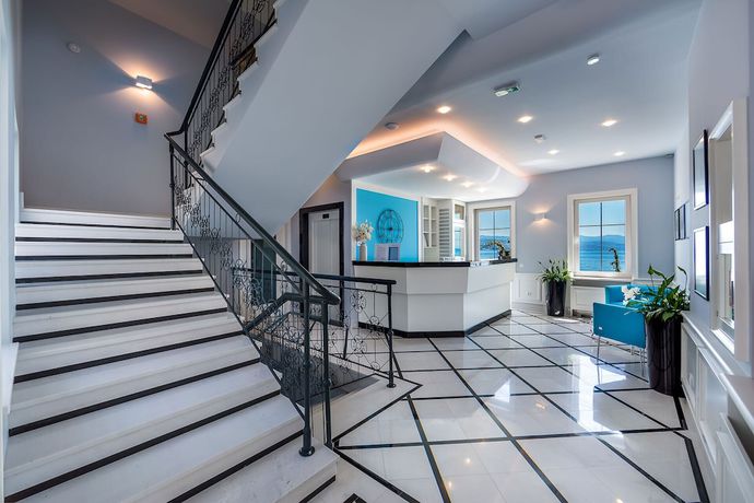 Imagen de los interiores del Hotel Domino. Foto 20