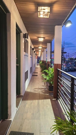 Imagen de los interiores del Hotel Domino Motel. Foto 16