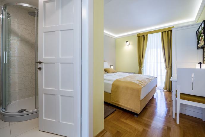 Imagen de la habitación del Hotel Domino, Plahuti. Foto 3