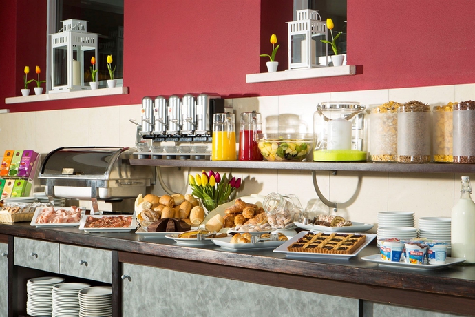 Imagen del bar/restaurante del Hotel Domino Suite Jesolo. Foto 4