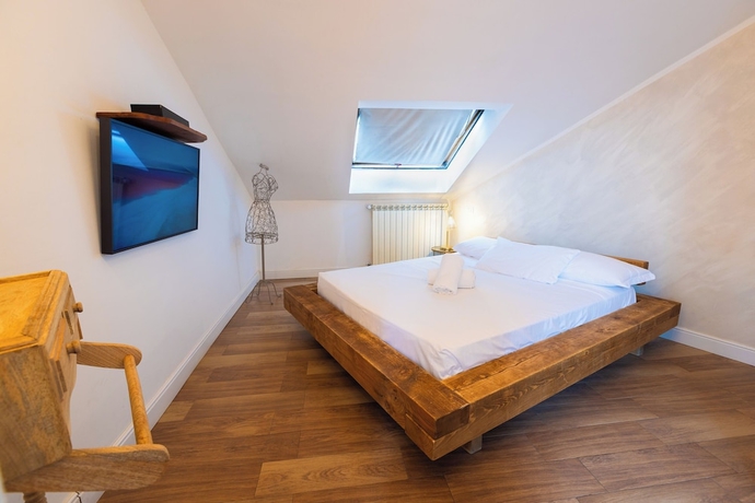 Imagen de la habitación del Hotel Domino, Tur&iacute;n. Foto 6