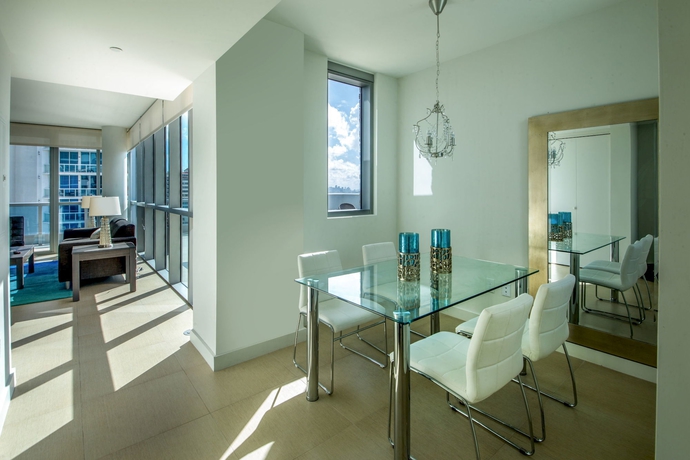 Imagen de la habitación del Hotel Domio Monte Carlo. Foto 5