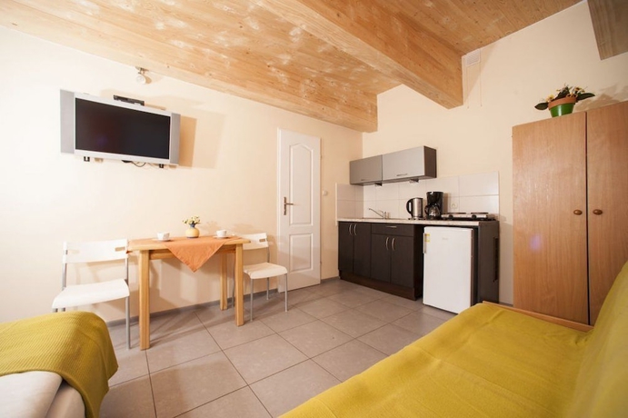 Imagen de la habitación del Hotel Domki Całoroczne Ajna Park. Foto 12