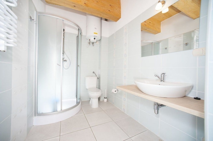 Imagen de la habitación del Hotel Domki Całoroczne Ajna Park. Foto 13