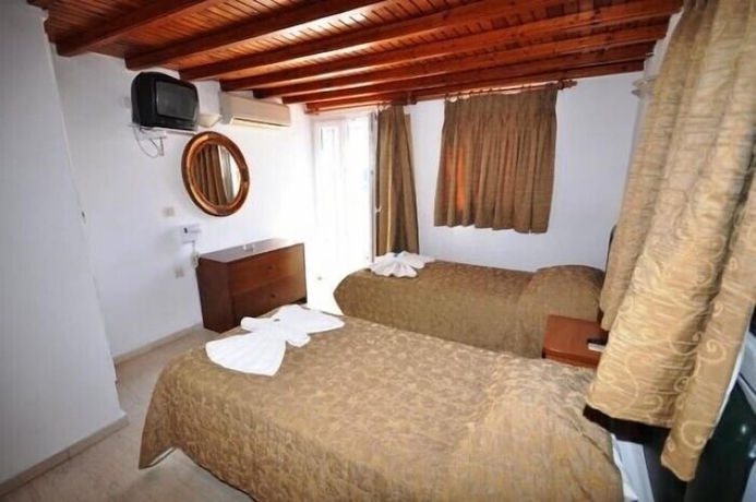 Imagen de la habitación del Hotel Domna Lakka Studios. Foto 6
