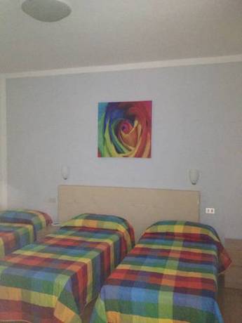 Imagen de la habitación del Hotel Domodossola. Foto 5