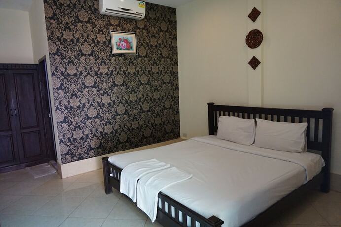 Imagen de la habitación del Hotel Domon. Foto 17