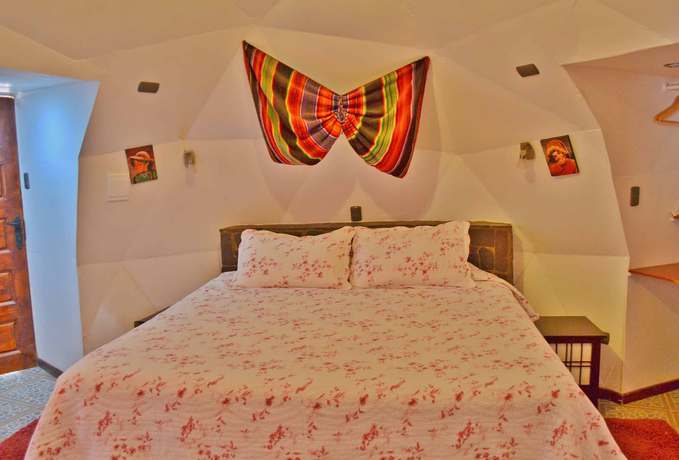 Imagen de la habitación del Hotel Domos Los Abuelos. Foto 2
