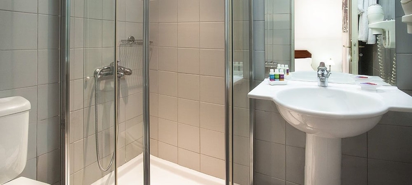 Imagen de la habitación del Hotel Domotel Arni. Foto 17