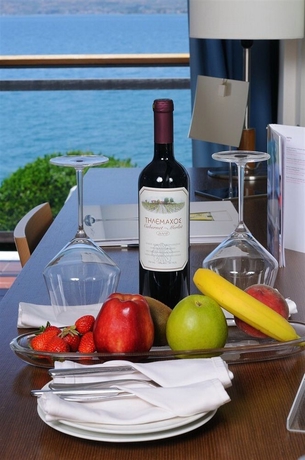 Imagen del bar/restaurante del Hotel Domotel Xenia Volou. Foto 2