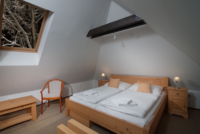 Imagen de la habitación del Hotel Domovina. Foto 3