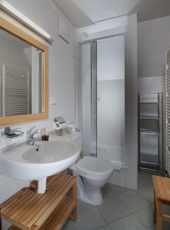Imagen de la habitación del Hotel Domovina. Foto 16