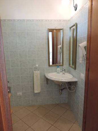 Imagen de la habitación del Hotel Domu Incantada. Foto 6